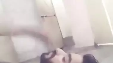 HORNY PAKI COUPLE HAVING FUN