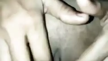 Horny Desi Wife Fingering and Rubbing Her Juicy Pussy