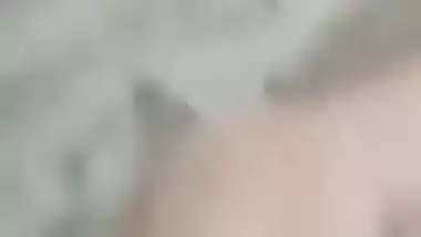 Indian girl topless sex chat with lover