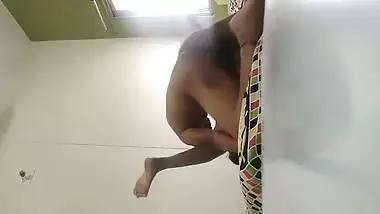 Indian lovers fingering and fucking XXX porn video