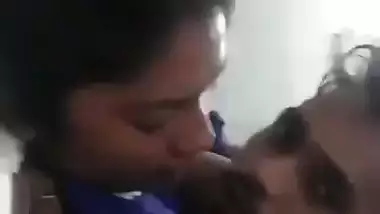 Indian mouthfucking with GF