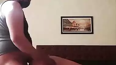 Indian sex MMS of a lover banging his slim GF in bed