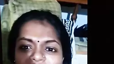 Tamil wife pussy rubbing and viral fucking with neighbor