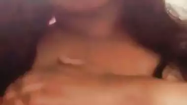 Desi divorced bhabhi showing big boobs to lover