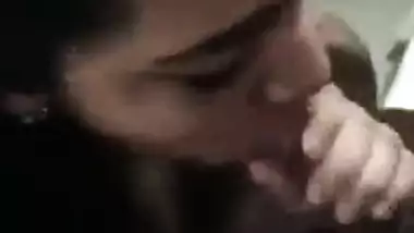 XNXX blowjob video of nude delhi bhabhi