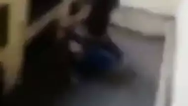 Outdoor xxx MMS of a college couple fucking behind the college