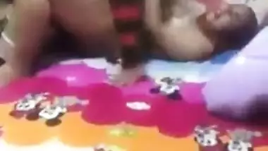 Desperately horny Indian college girl fucked in bed for XXX video