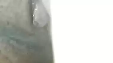 Desi Girl Showing Her Boobs and Pussy