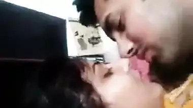 TAMIL GIRL BOOK HER http://1ink.cc/wnpPB