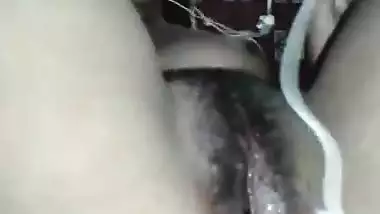 Desi cute village girl video cal fingering pussy