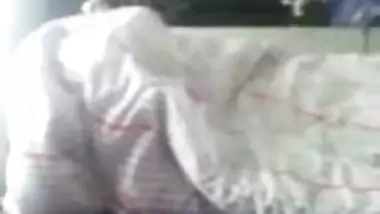 Mummy ne chut m ungli ki