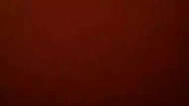 indian aunty giving handjob to her lover