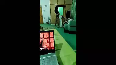 Cute hijab girl first time boobs show to lover